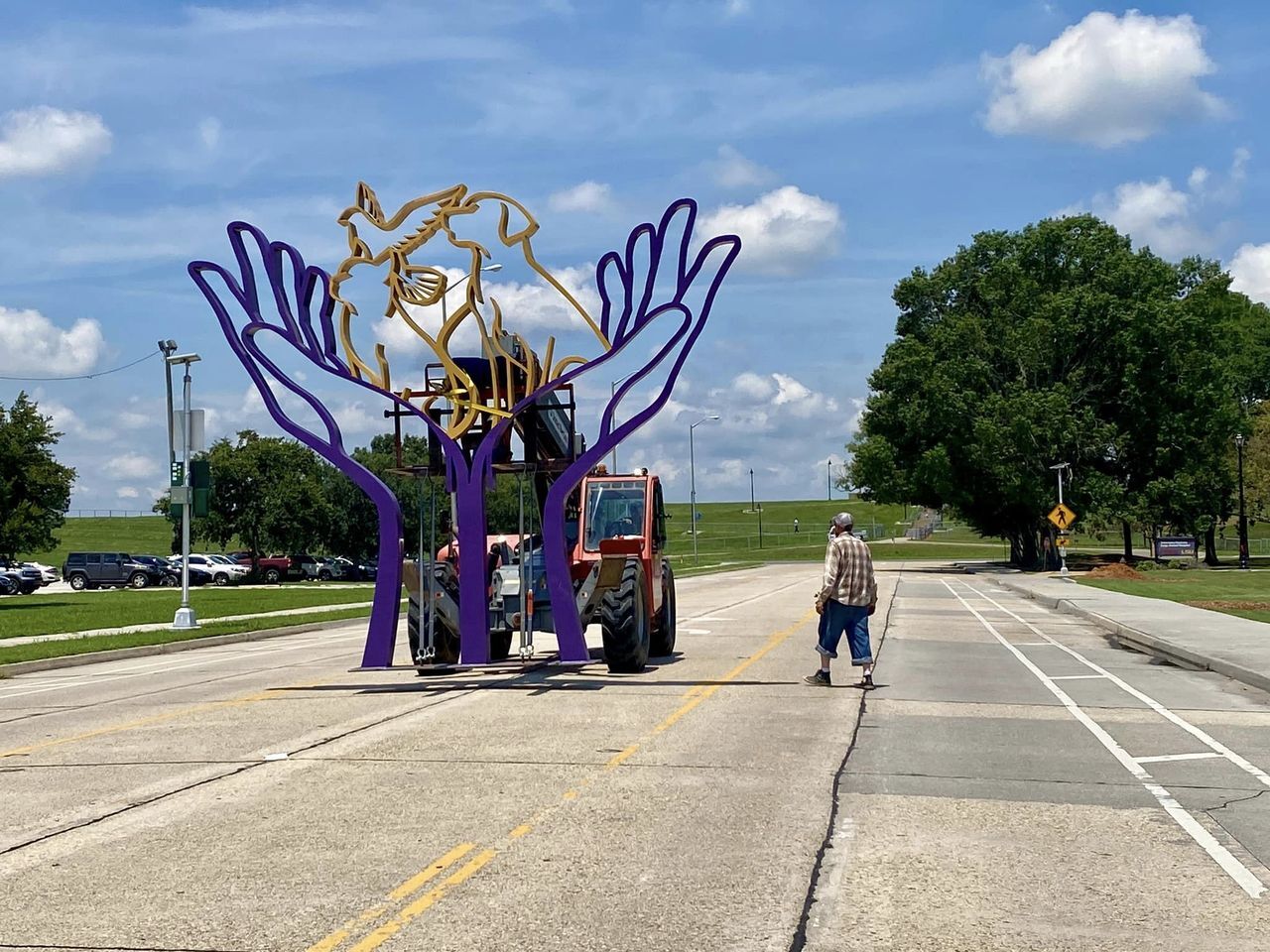 lsu vet med sculpture 6